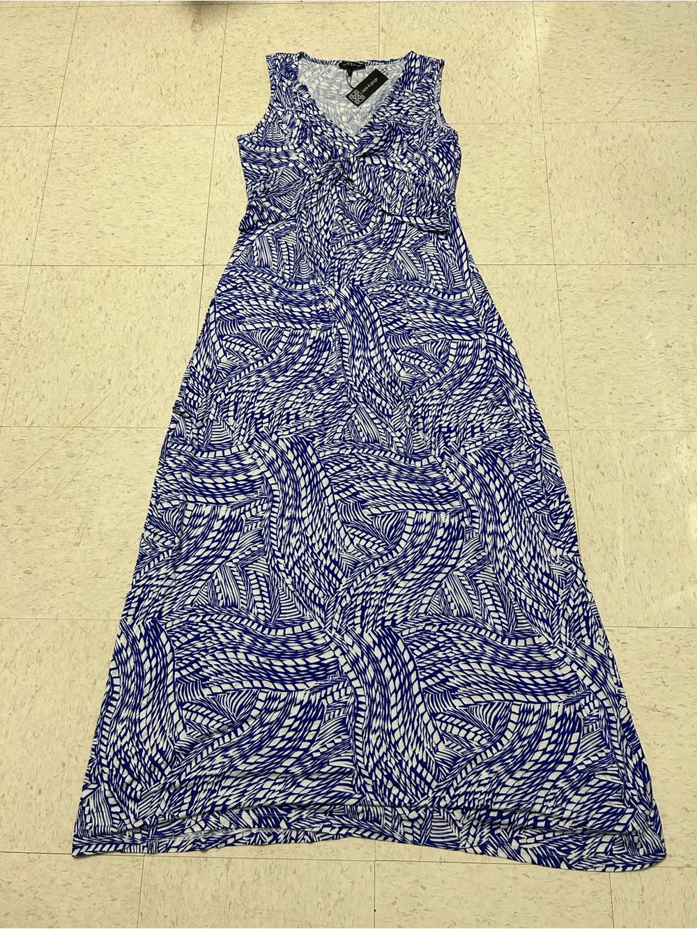 NWT Cable & Gauge Blue White Twist Front Maxi Dress Stretch Soft Large - Picture 2 of 8